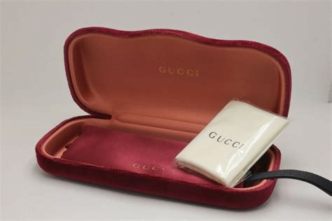 beauty case trucchi gucci|Gucci glasses case velvet.